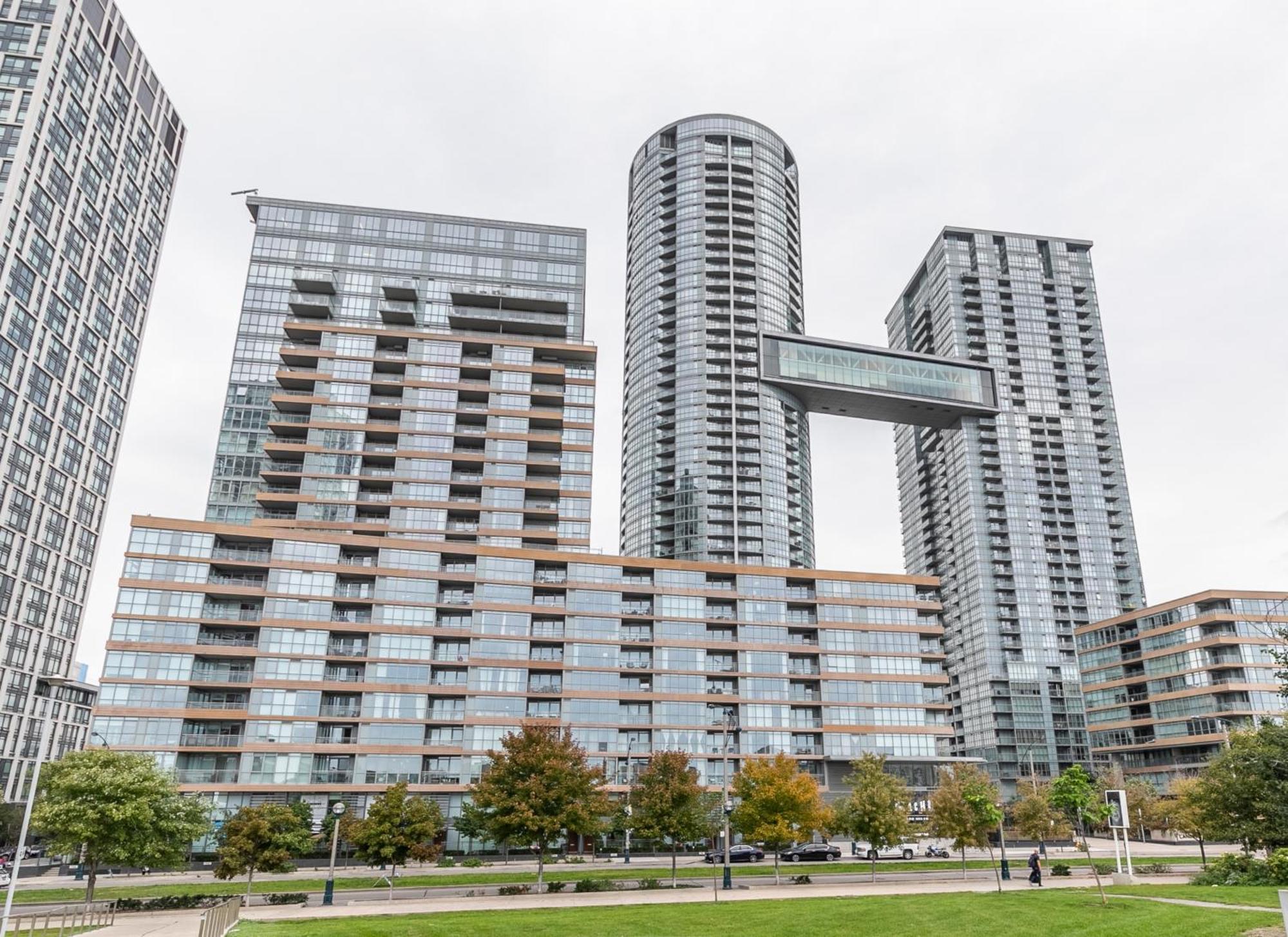 Globalstay Elegant Downtown Apartments Toronto Exterior photo