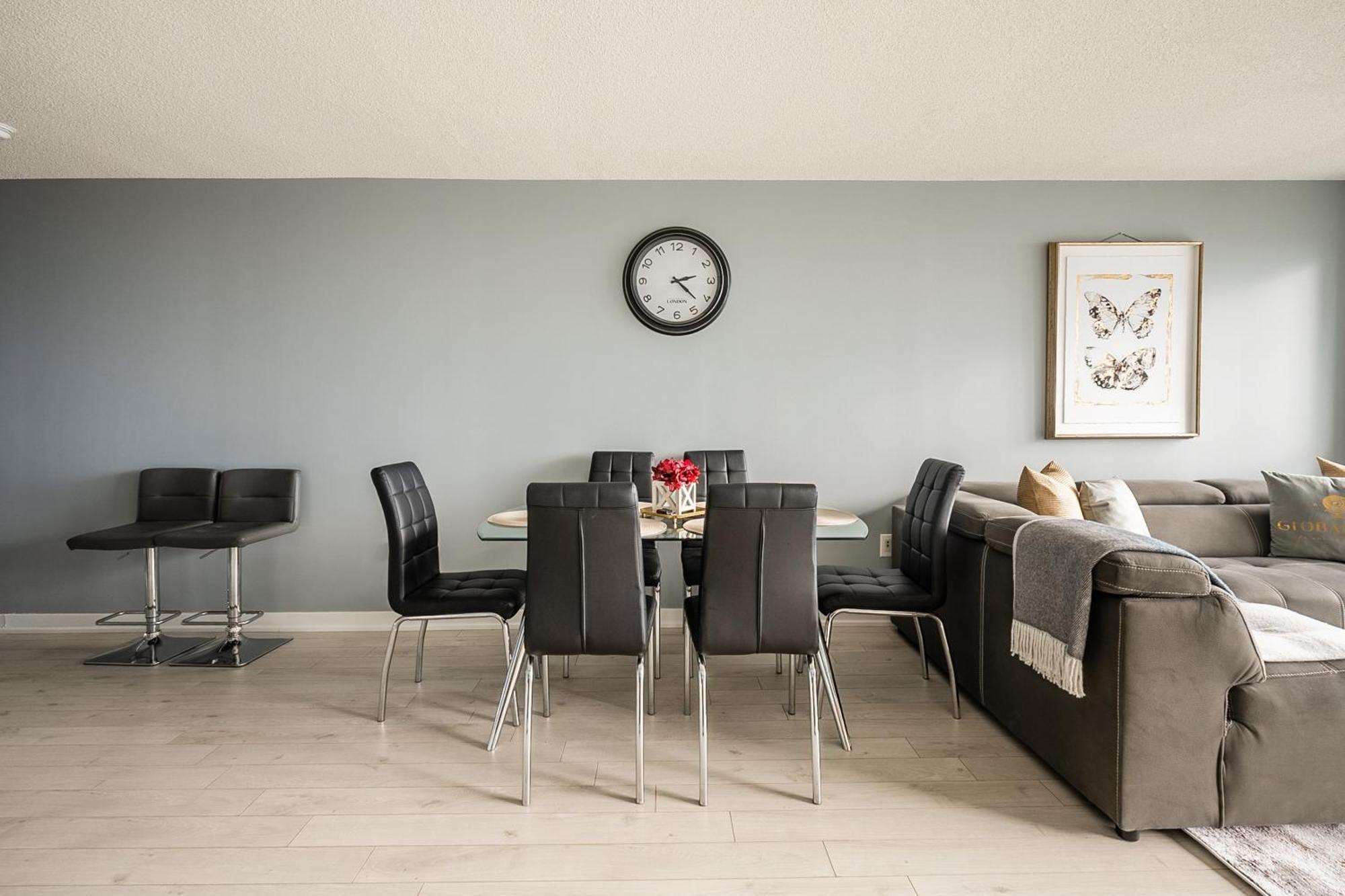 Globalstay Elegant Downtown Apartments Toronto Exterior photo