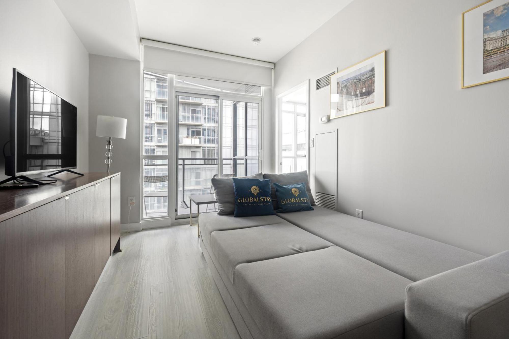 Globalstay Elegant Downtown Apartments Toronto Exterior photo