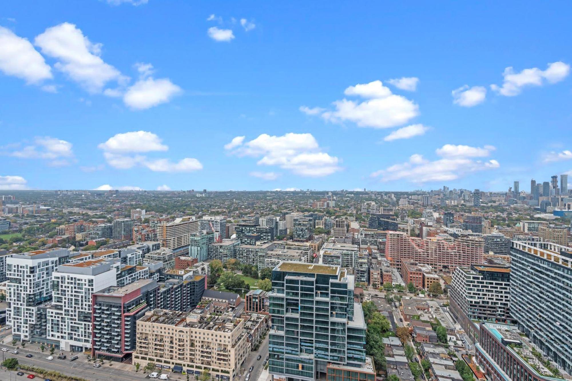 Globalstay Elegant Downtown Apartments Toronto Exterior photo