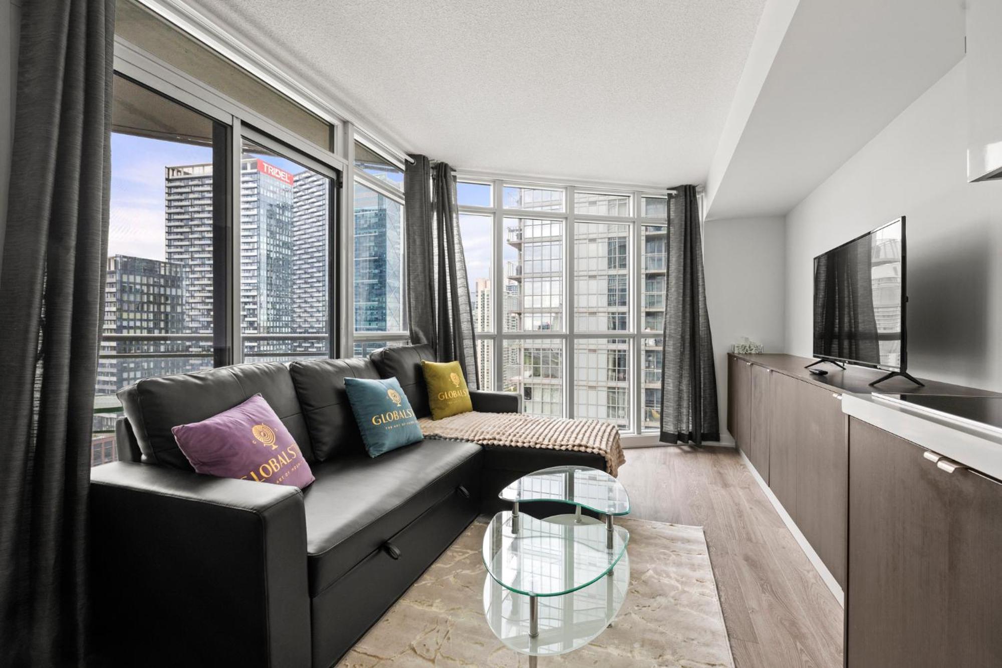 Globalstay Elegant Downtown Apartments Toronto Exterior photo